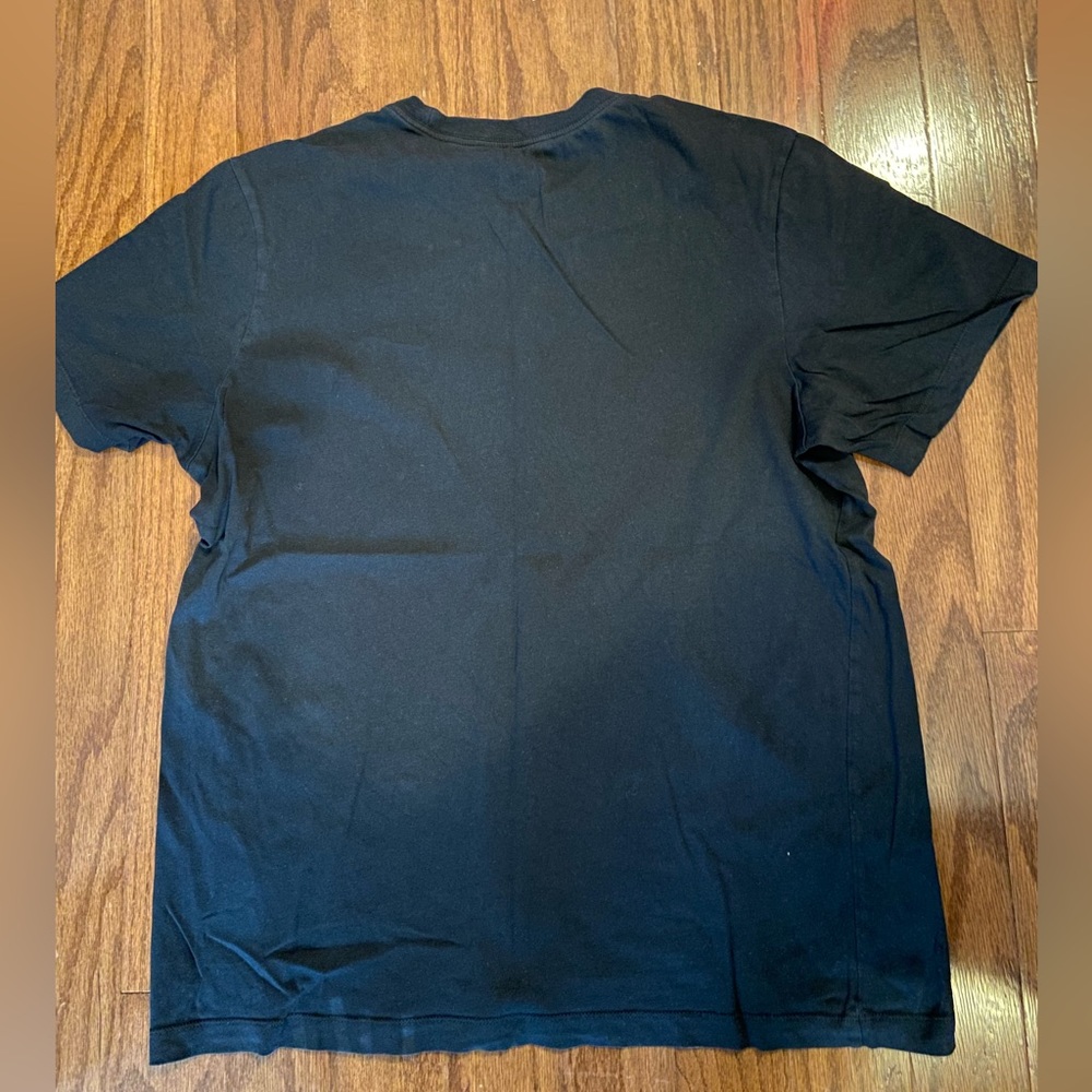 Nike basic logo tee - Picture 3 of 3